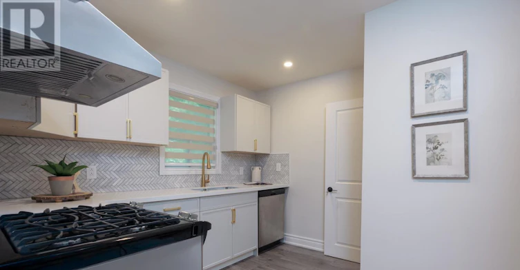 152 Ferris Road, Toronto, ON, M4B 1G9 - 12