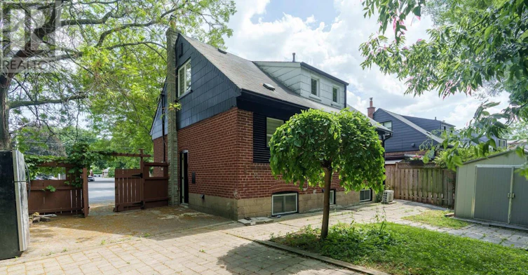 152 Ferris Road, Toronto, ON, M4B 1G9 - 29