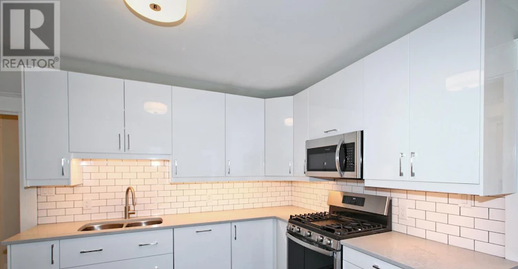 B-163 Parkside Drive, Toronto, ON, M6P 2G3 - 19