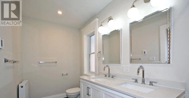 B-163 Parkside Drive, Toronto, ON, M6P 2G3 - 7