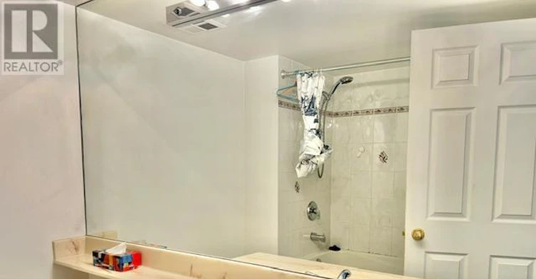 1209-909 Bay Street, Toronto, ON, M5S 3G2 - 17