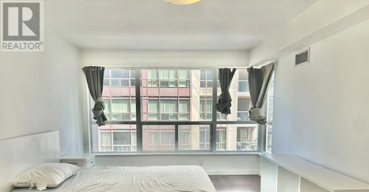 1209-909 Bay Street, Toronto, ON, M5S 3G2 - 11