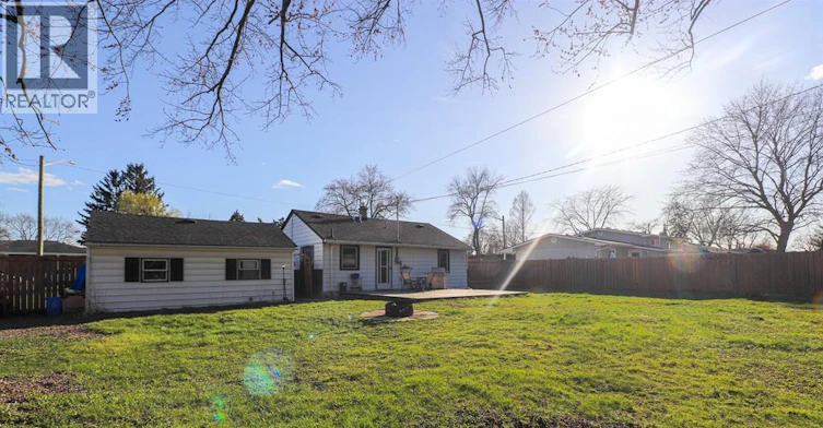 431 Maple, Lasalle, ON, N9J 1P3 - 20