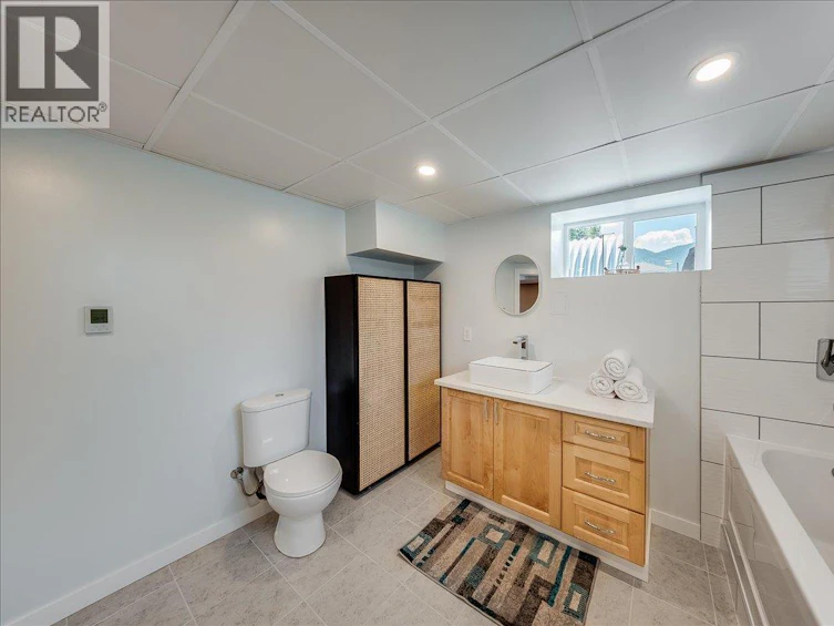 526 12th Avenue, Genelle, BC, V0G 1G0 - 22