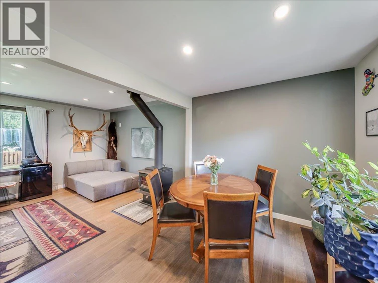 526 12th Avenue, Genelle, BC, V0G 1G0 - 12