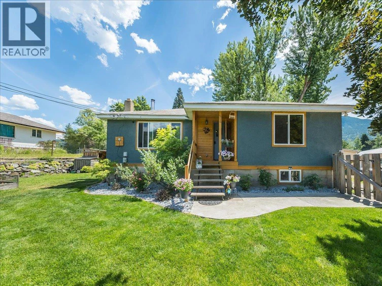 526 12th Avenue, Genelle, BC, V0G 1G0 - 36