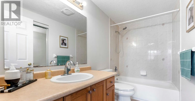 500 Robert Ferrie Drive, Kitchener, ON, N2P 2T7 - 12