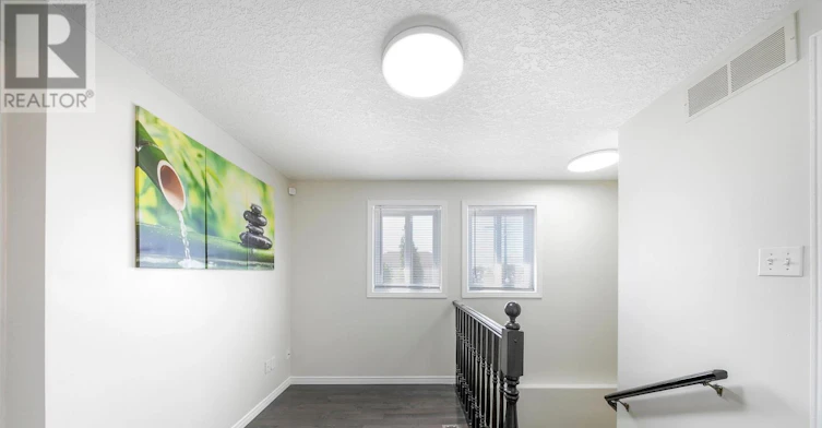 500 Robert Ferrie Drive, Kitchener, ON, N2P 2T7 - 27