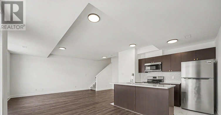 BUILDING 205L-1 1055 Cedar Creek Drive, Ottawa, ON, K1X 0G3 - 18