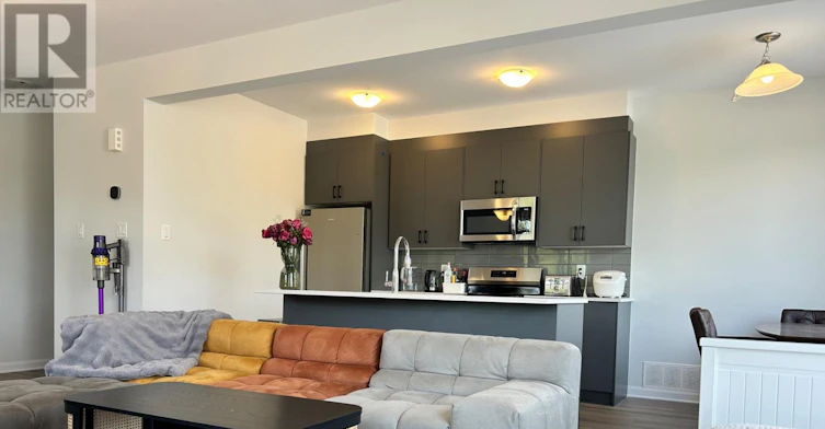 501 Woodlily Private, Ottawa, ON, K2T 0R8 - 14