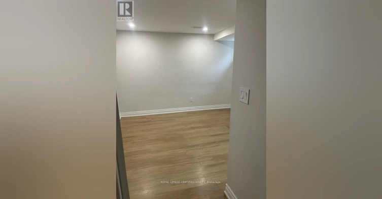 5560 Ethan Drive, Mississauga, ON, L5M 0W1 - 5
