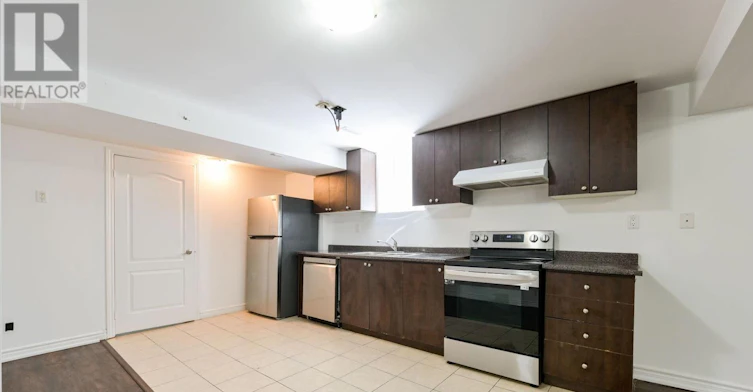 LOWER-6 Fairhill Avenue, Brampton, ON, L7A 2A9 - 7