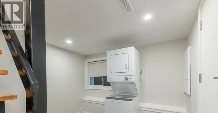 3403 Carolina Street, Vancouver, BC, V5V 4B3 - 2