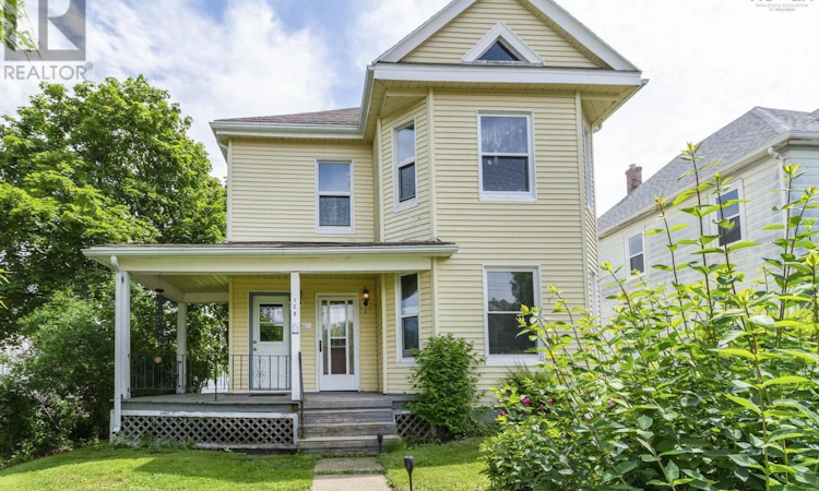 128 River Street