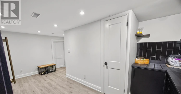 BASEMENT-70 Beaverbrook Avenue, Toronto, ON, M9B 2N6 - 6