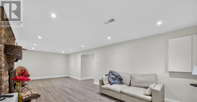 BASEMENT-70 Beaverbrook Avenue, Toronto, ON, M9B 2N6 - 11
