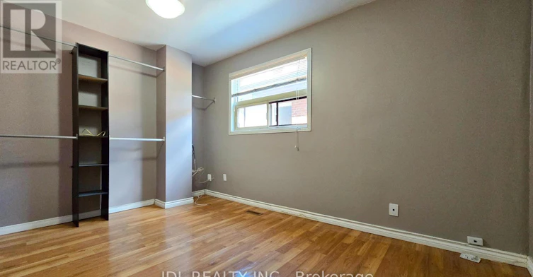 233 Fairglen Avenue, Toronto, ON, M1W 1A9 - 11