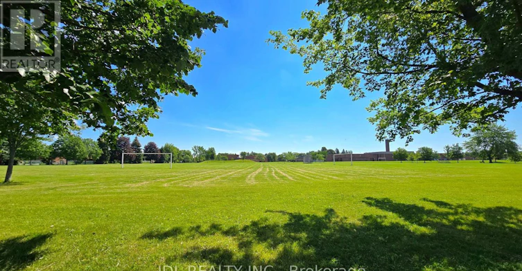 233 Fairglen Avenue, Toronto, ON, M1W 1A9 - 2