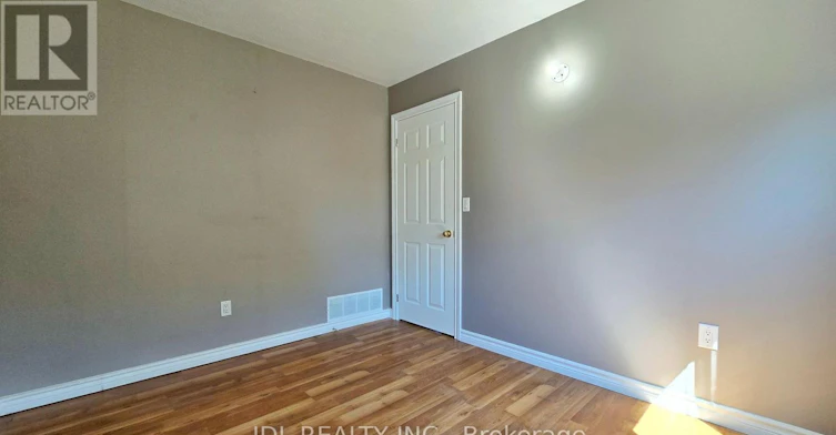 233 Fairglen Avenue, Toronto, ON, M1W 1A9 - 12