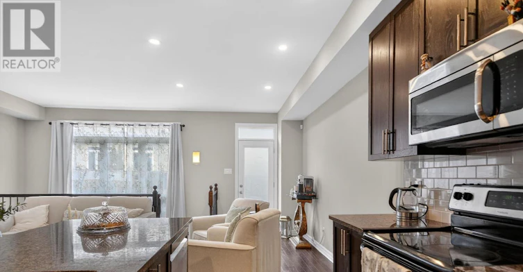 906 Littlerock Street, Ottawa, ON, K1T 0N2 - 20