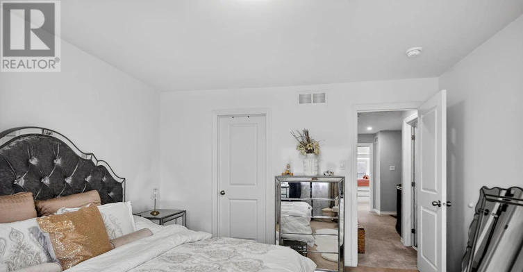906 Littlerock Street, Ottawa, ON, K1T 0N2 - 24