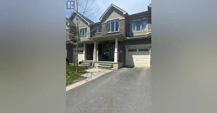 906 Littlerock Street, Ottawa, ON, K1T 0N2