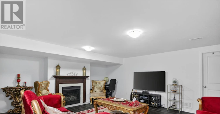 906 Littlerock Street, Ottawa, ON, K1T 0N2 - 37