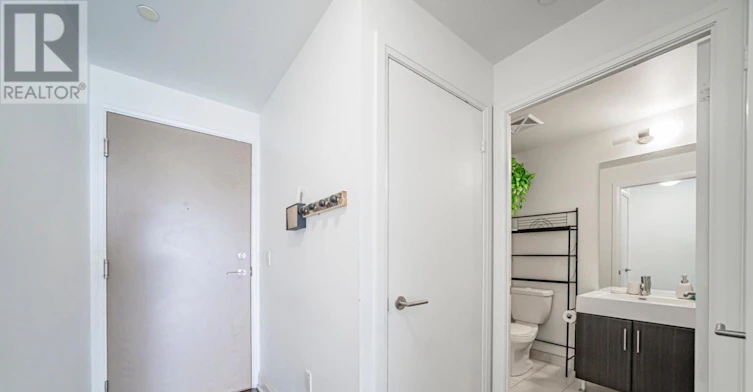 1508-160 Vanderhoof Avenue, Toronto, ON, M4G 2G6 - 13