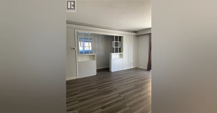 10-50 Gordon Avenue, Kitchener, ON, N2H 1N8 - 3