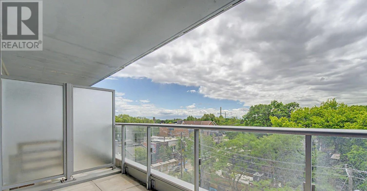 LPH3-1960 Queen Street E, Toronto, ON, M4L 1H8 - 15