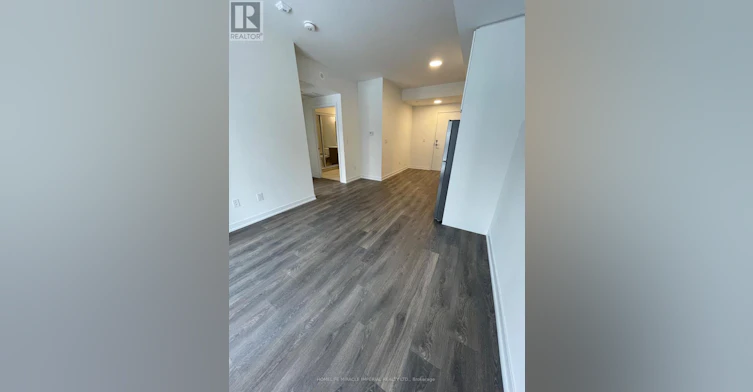 206-120 Canon Jackson Drive, Toronto, ON, M6M 0B8 - 7