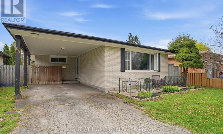 68 Talavera Crescent