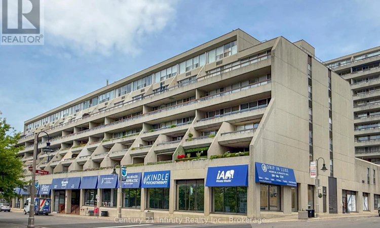 422-50 Richmond Street E