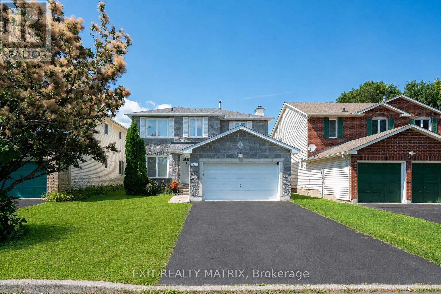 627 Chenier Way, Ottawa, ON, K4A 1R5