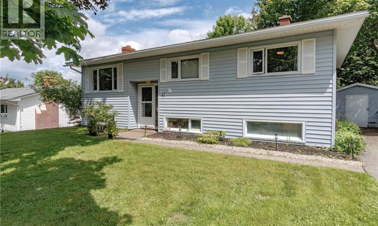 47 Morley Crescent