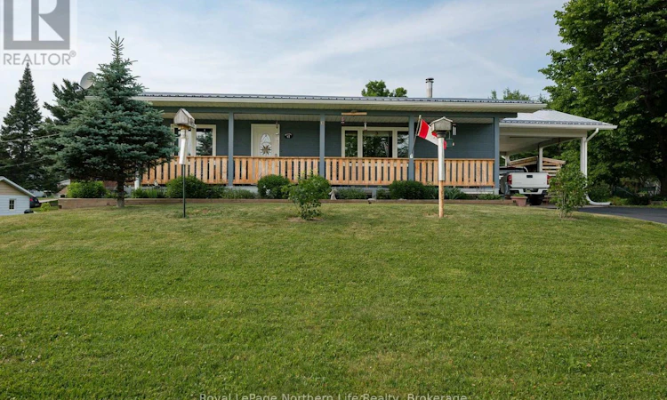 12 Valley View Drive E