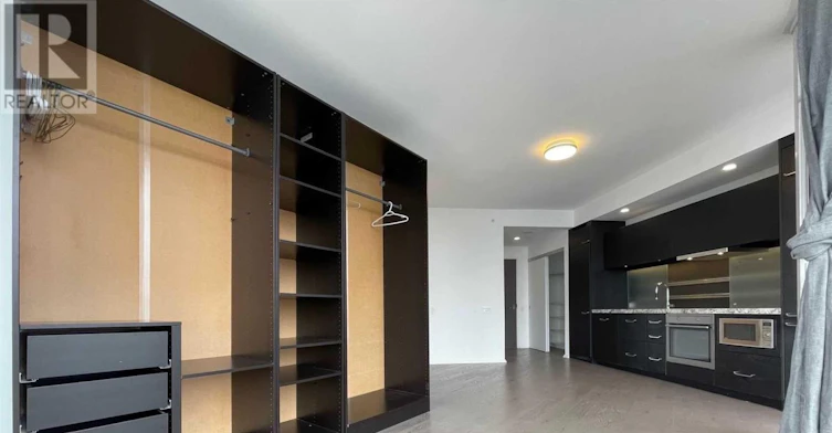 4512-45 Charles Street E, Toronto, ON, M4Y 1S2 - 3