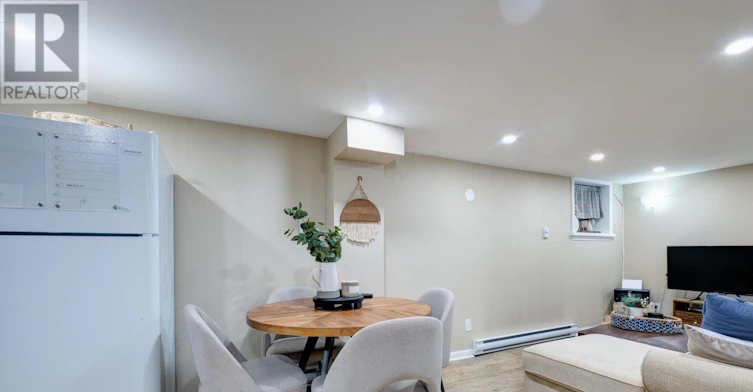 BSMT-34 Lockwood Road, Toronto, ON, M4L 3M8 - 7