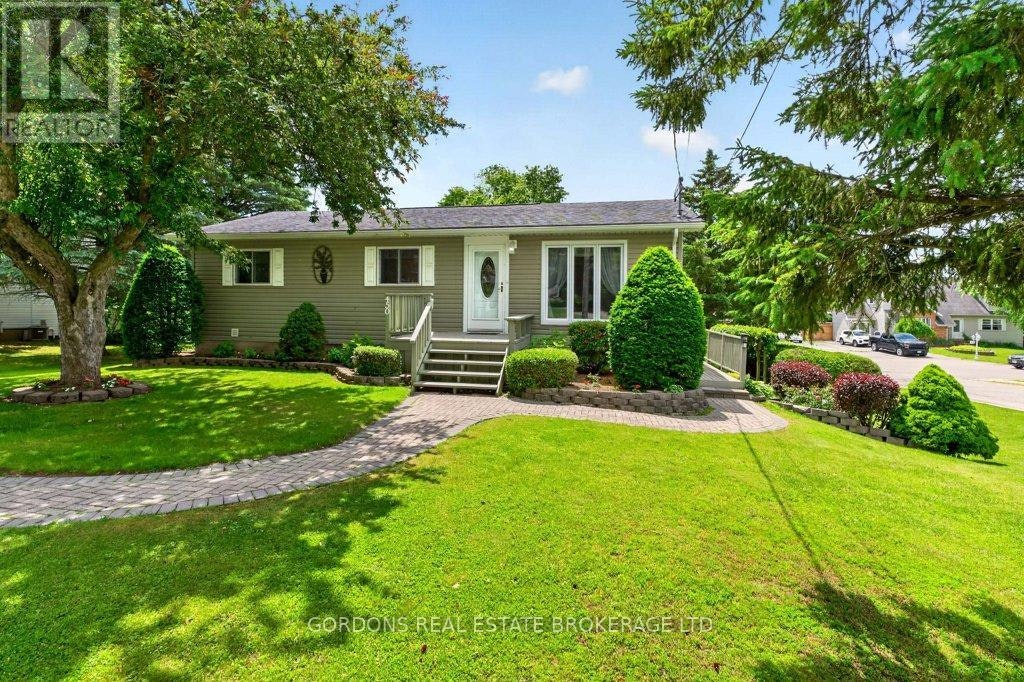 450 Charles Street N, Gananoque, ON, K7G 1V7