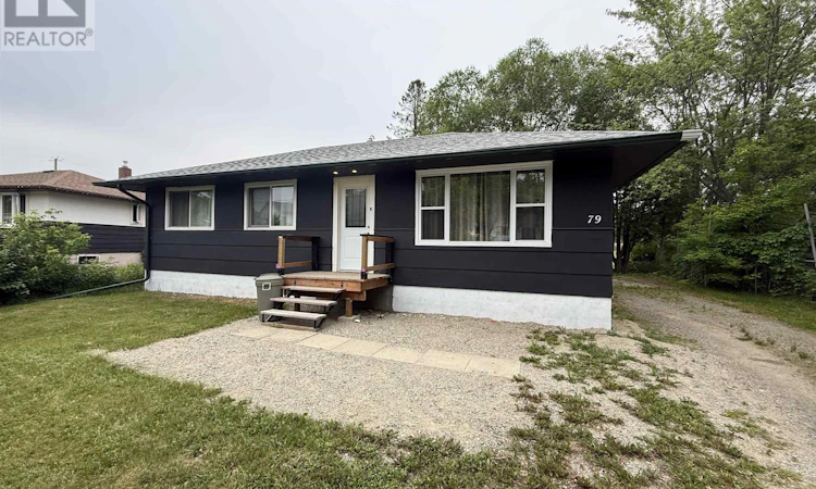 79 Maple Crescent
