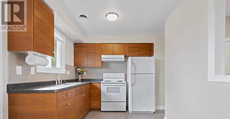MAIN-361 Dwight Avenue, Oshawa, ON, L1J 1K8 - 7