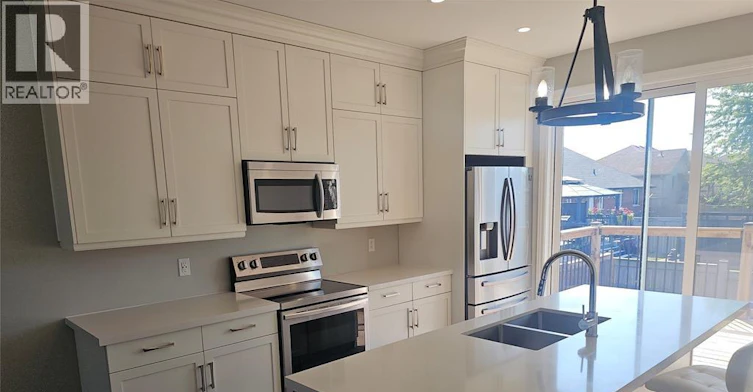 192 Lennox Avenue, Essex, ON, N8M 0A7 - 9