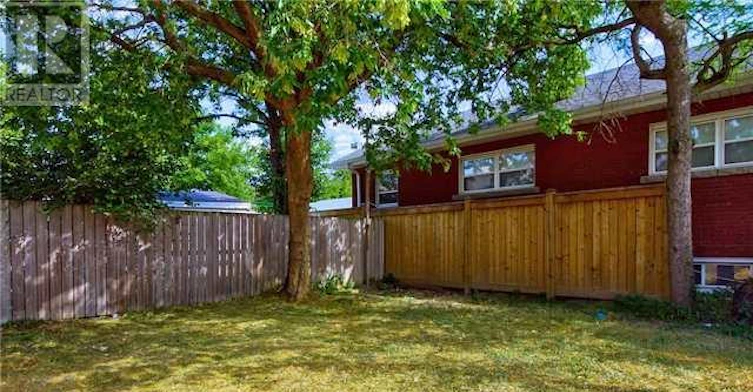 MAIN-960 Dunsmure Road, Hamilton, ON, L8H 1J4 - 9
