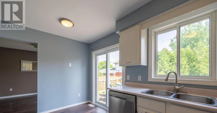 1144 Aldersbrook Road, London, ON, N6G 2X8 - 13