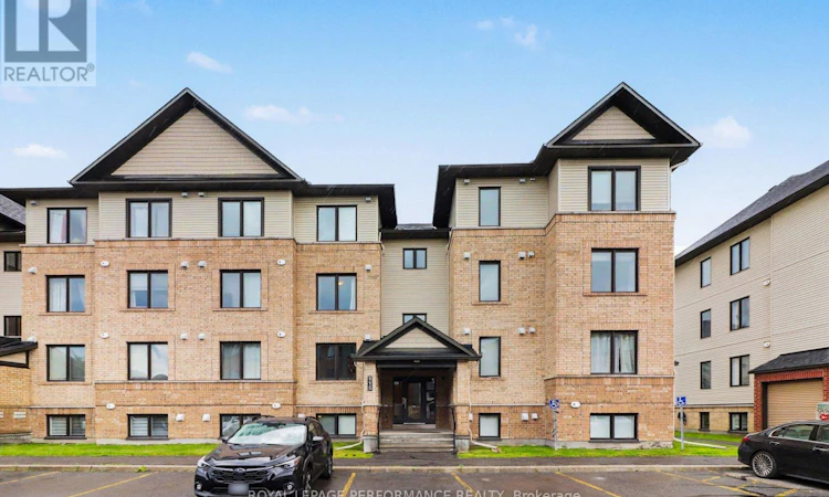 3-115 Bluestone Private