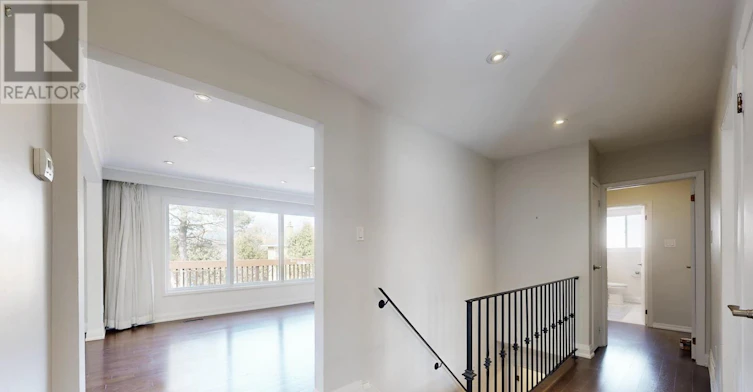 65 Bellbury Crescent, Toronto, ON, M2J 2J9 - 16