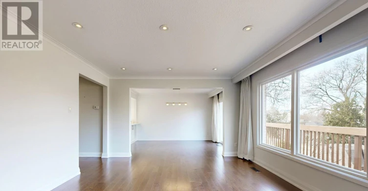 65 Bellbury Crescent, Toronto, ON, M2J 2J9 - 8