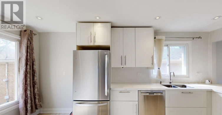 65 Bellbury Crescent, Toronto, ON, M2J 2J9 - 11