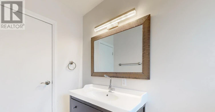 65 Bellbury Crescent, Toronto, ON, M2J 2J9 - 24