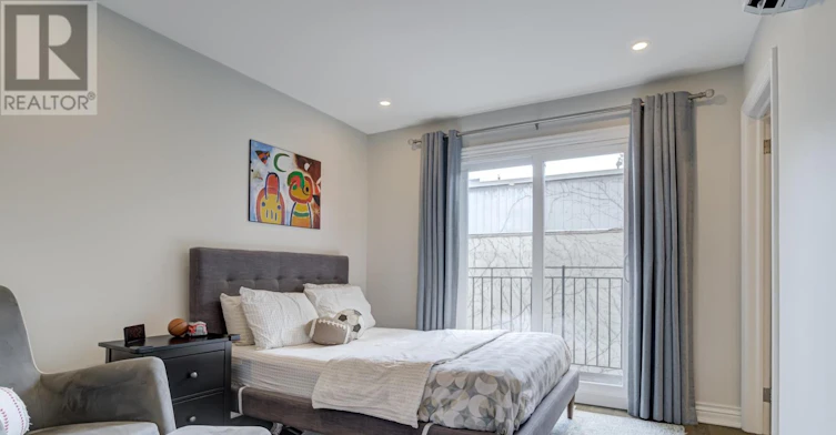 15C Alcorn Avenue, Toronto, ON, M4V 1E5 - 22